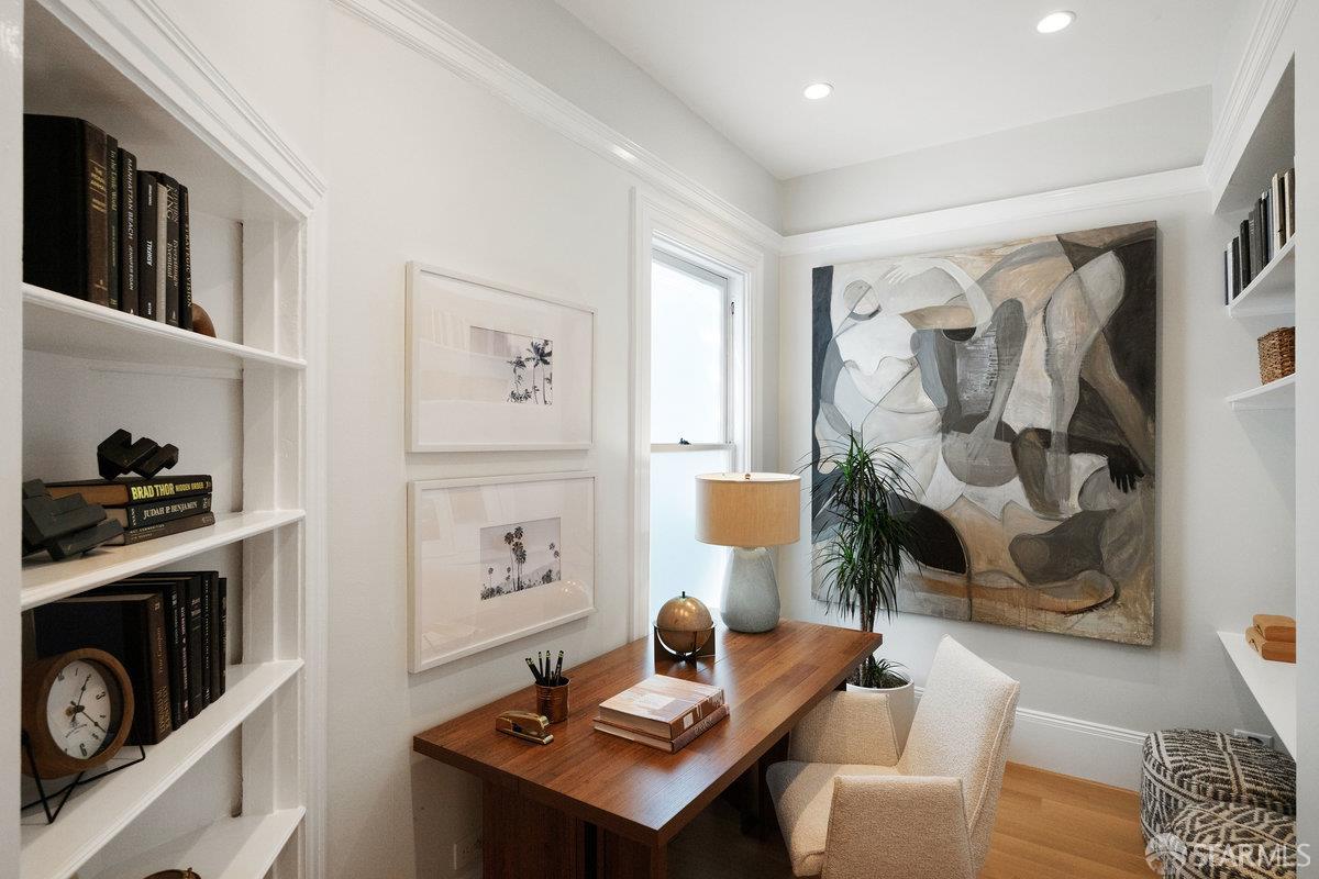 3953 Washington Street