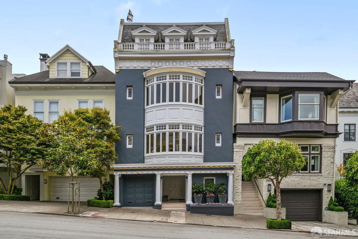 3953 Washington Street