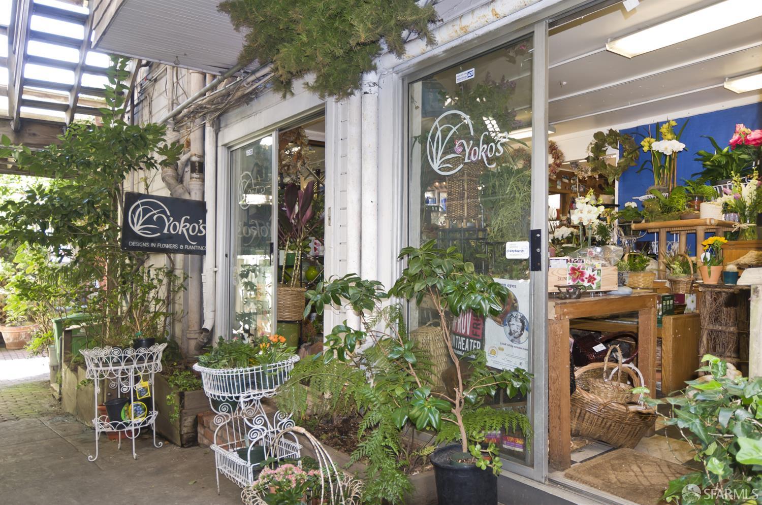 3953 Washington Street