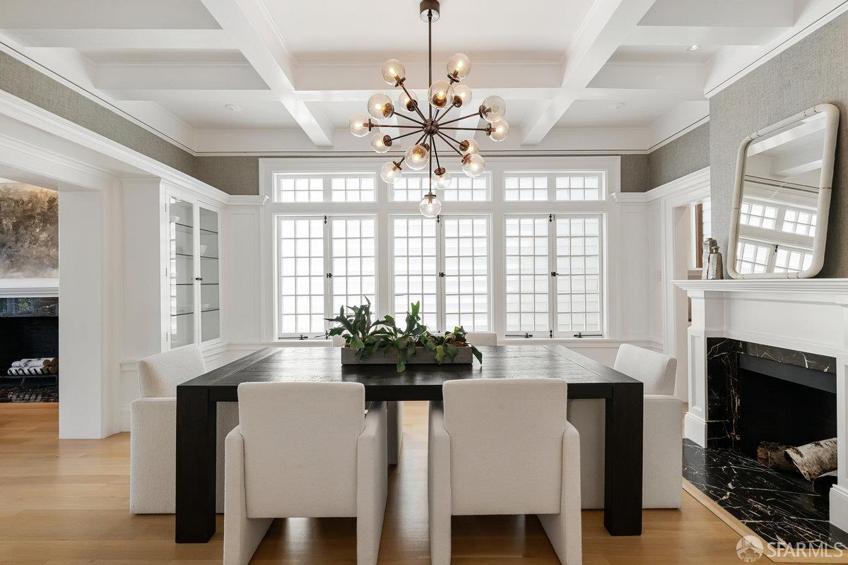 3953 Washington Street