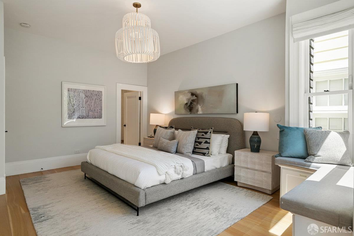 3953 Washington Street