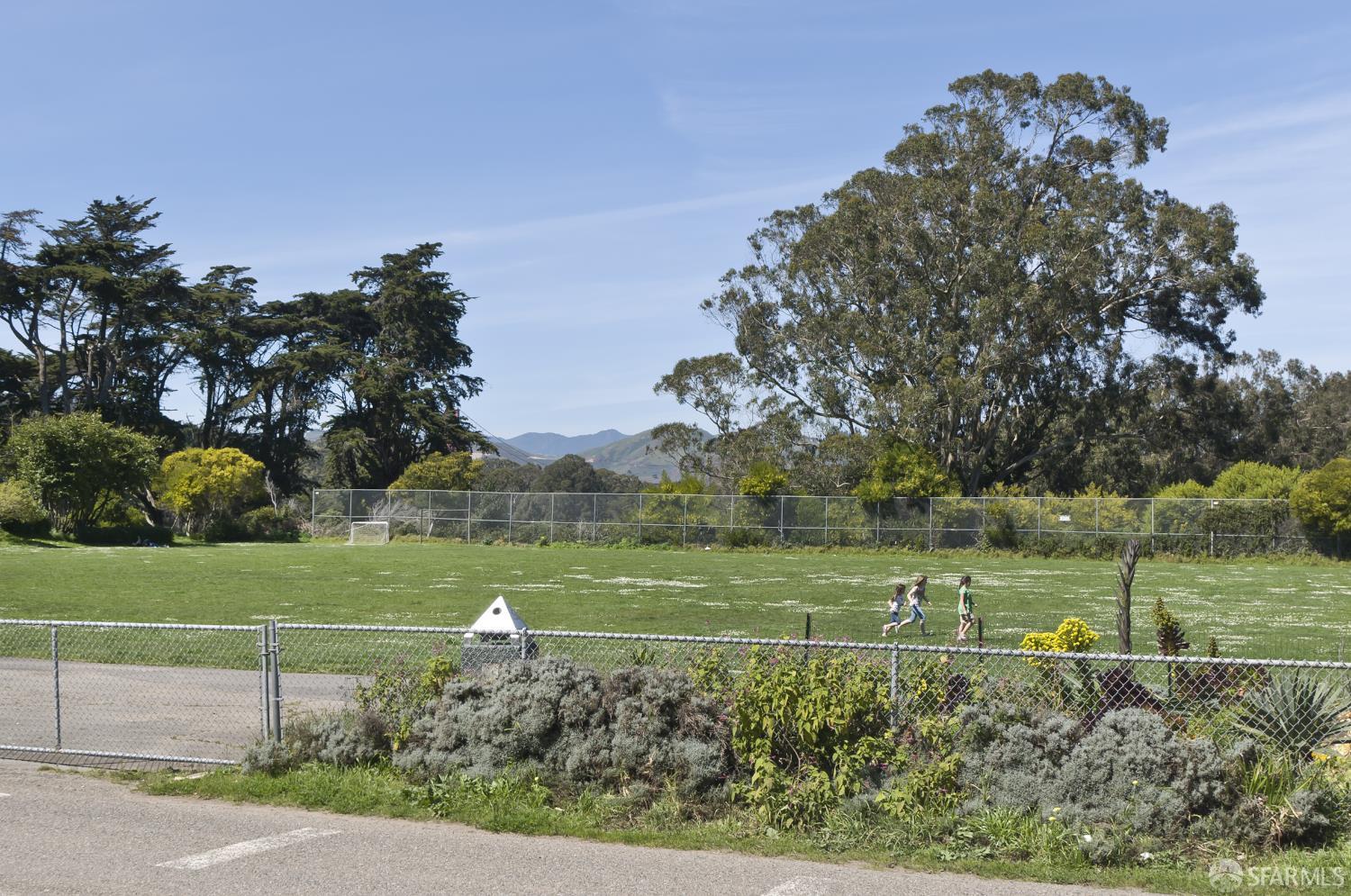 3953 Washington Street