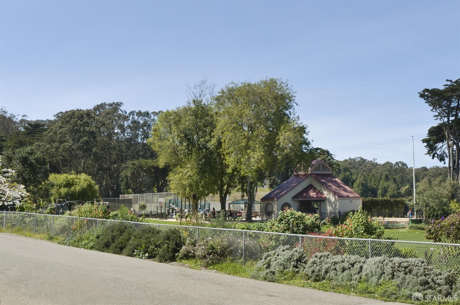 3953 Washington Street