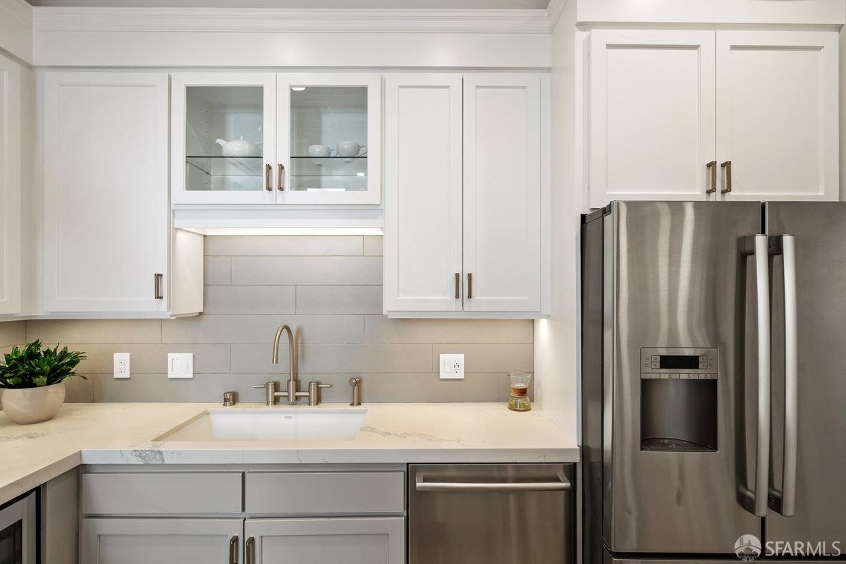 3953 Washington Street