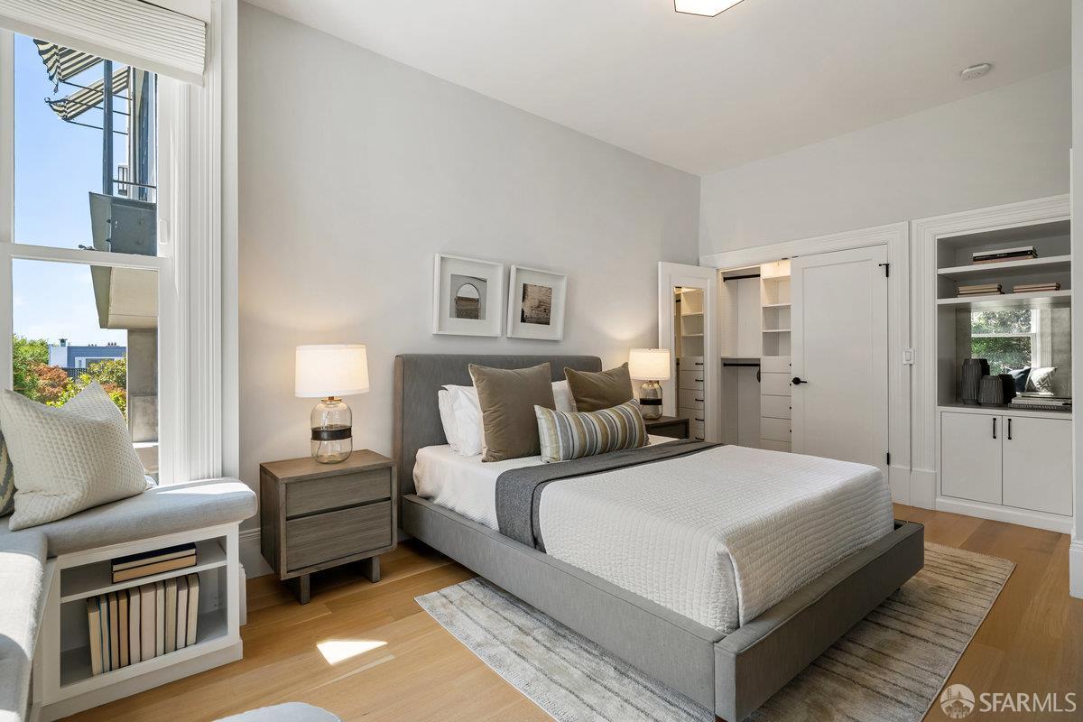 3953 Washington Street