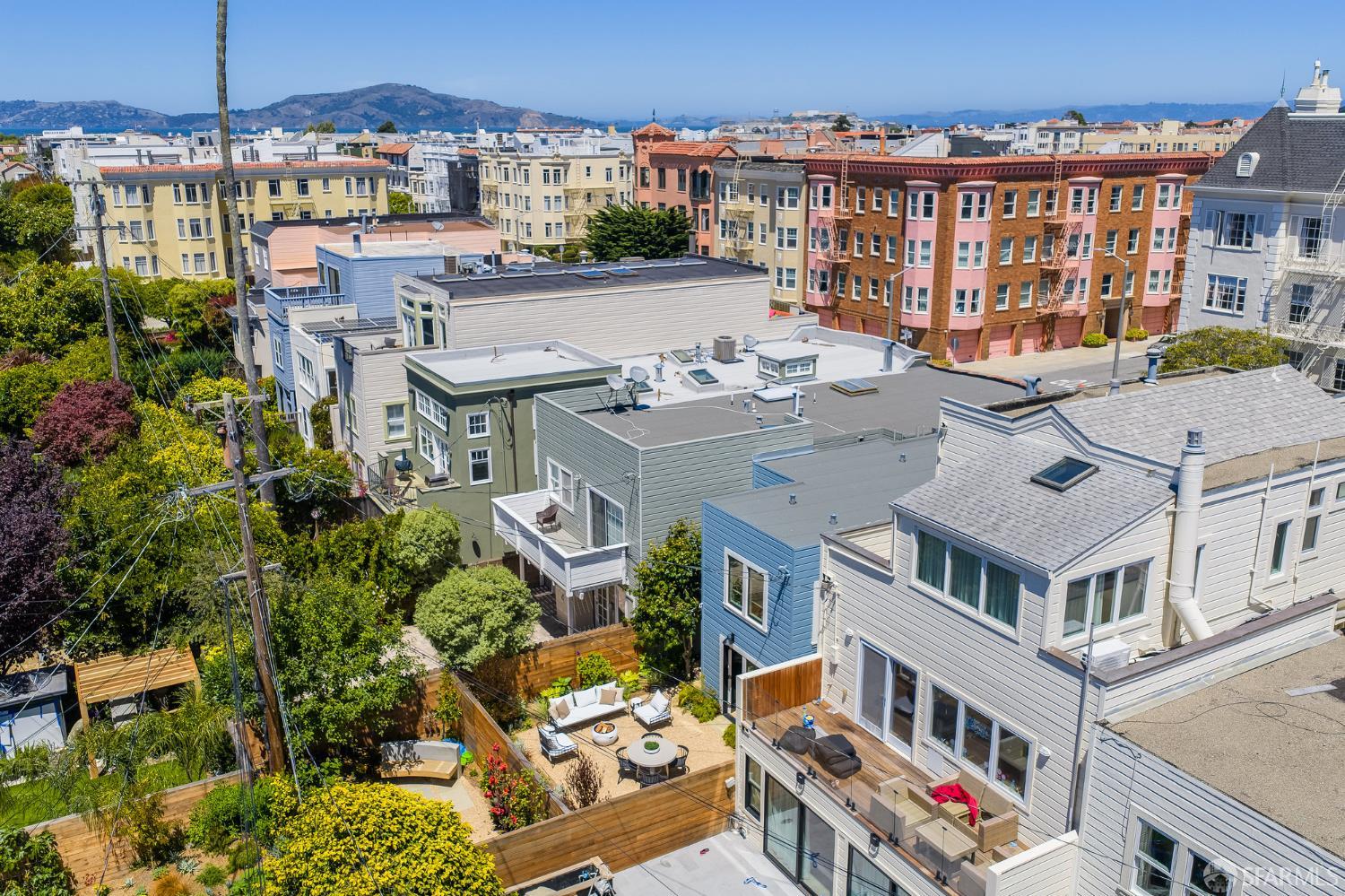 3325 Pierce Street