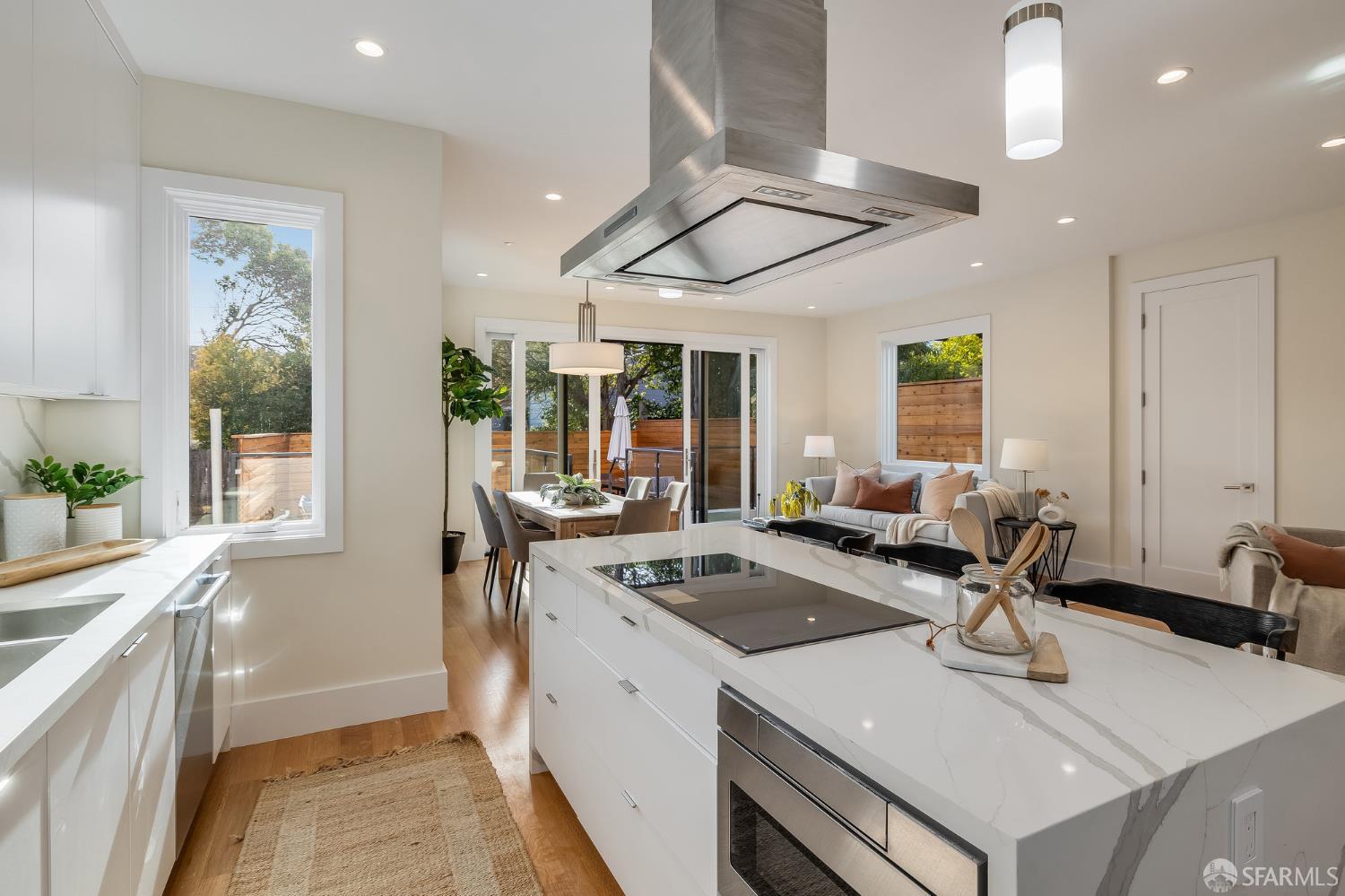 228 Vicksburg Street # 1