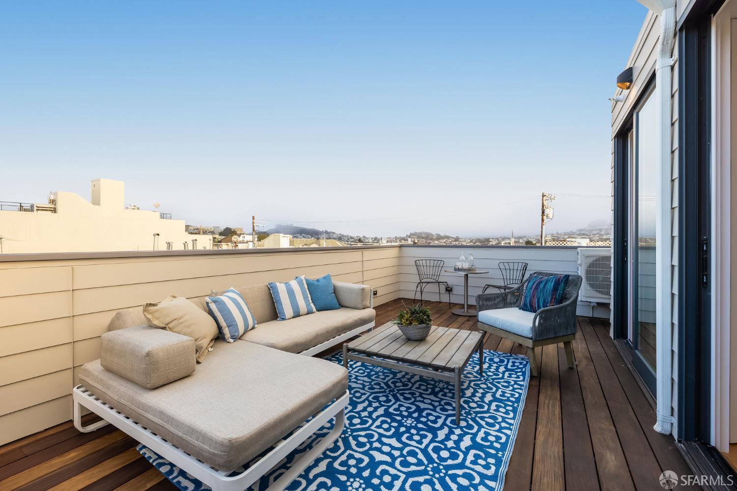 228 Vicksburg Street # 2