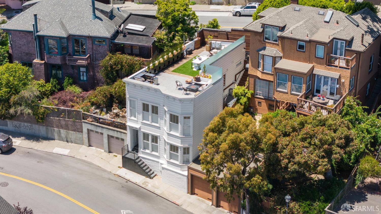 392 Corbett Avenue