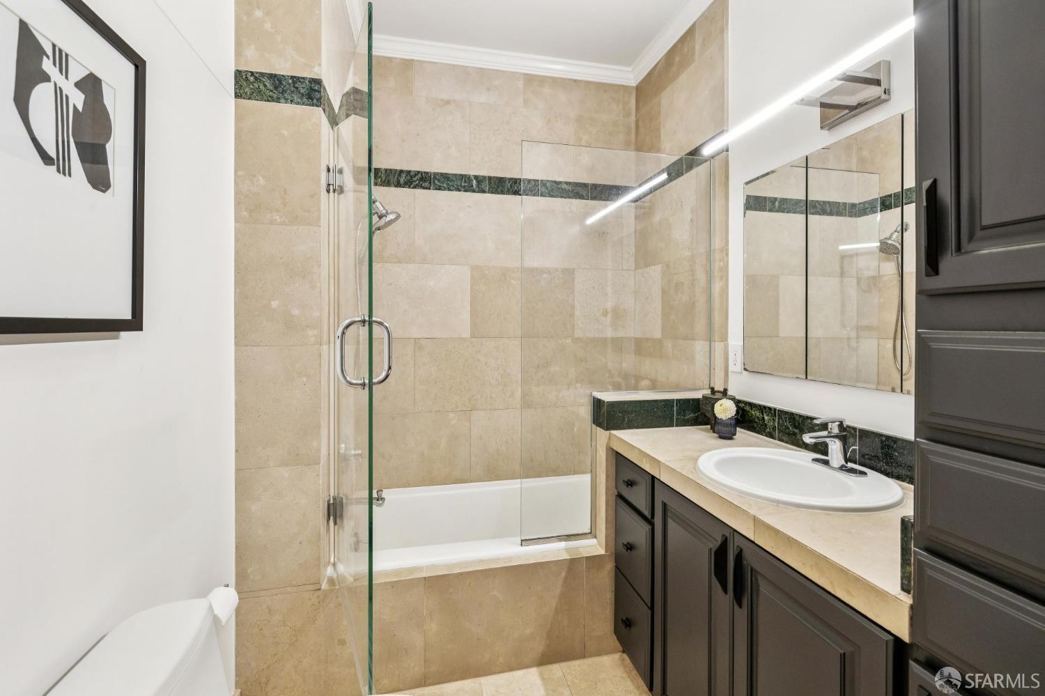 729 Douglass Street # A, San Francisco Unit: A