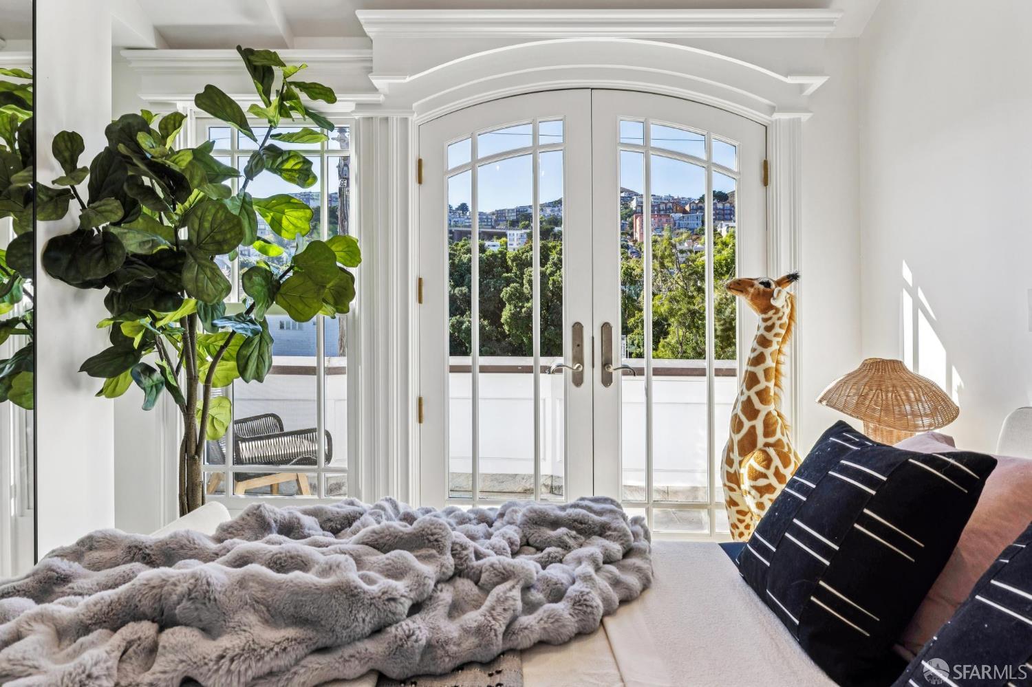 729 Douglass Street, San Francisco Unit: Upper