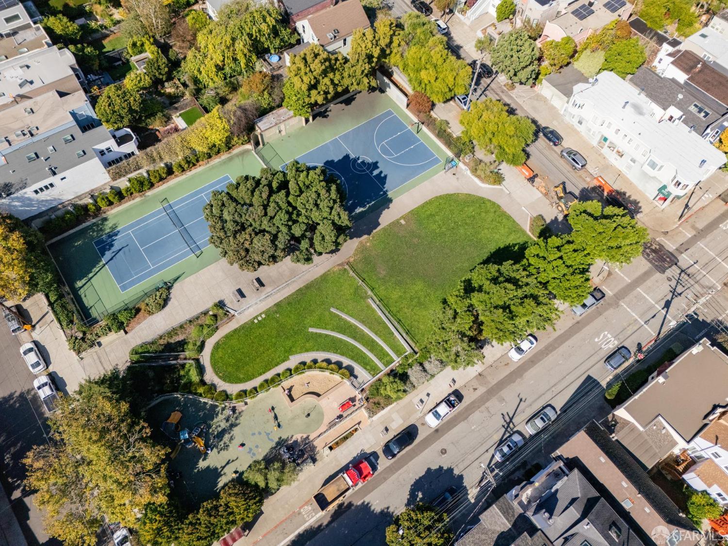 729 Douglass Street, San Francisco Unit: Upper