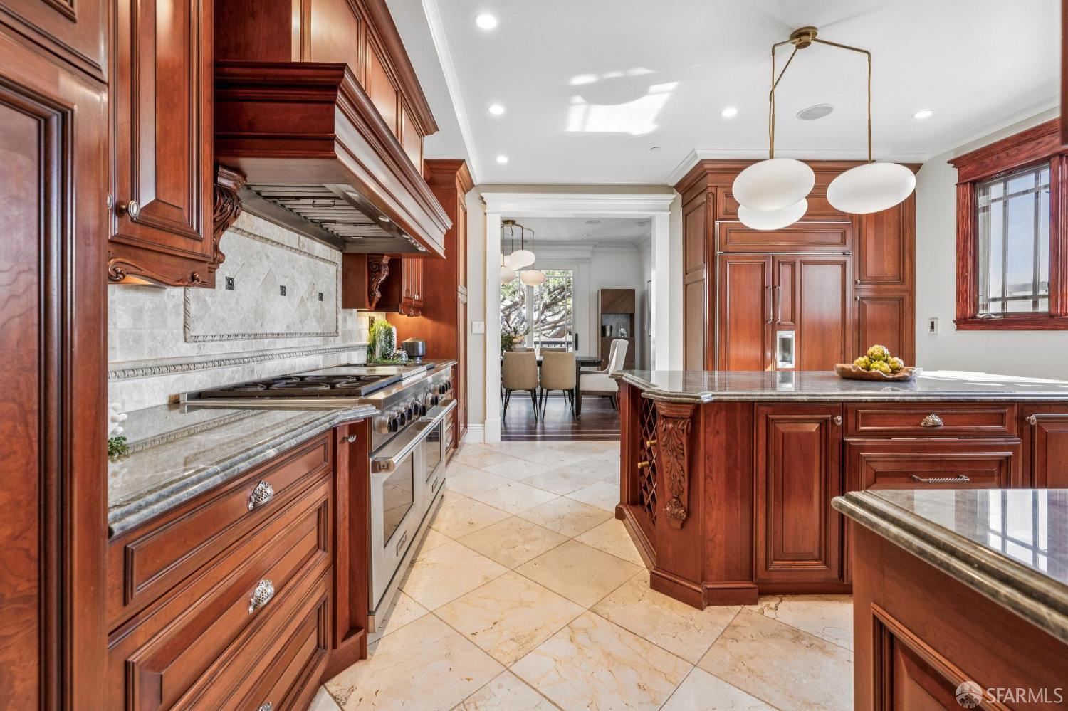 729 Douglass Street, San Francisco Unit: Upper