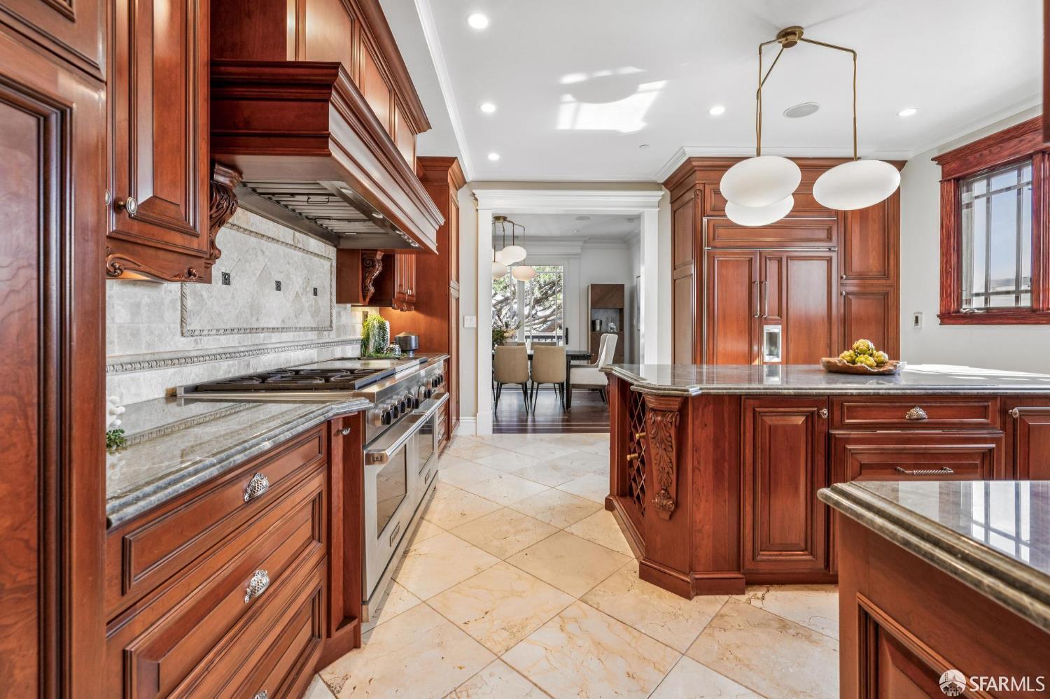 729 Douglass Street # U