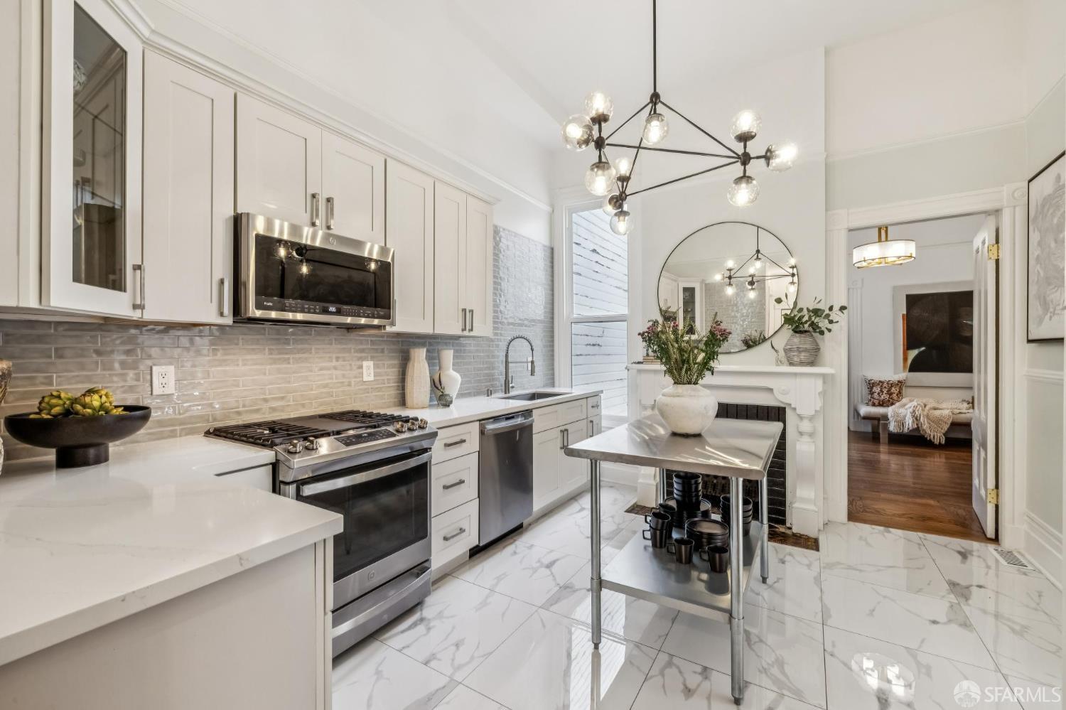 2079 Golden Gate Avenue