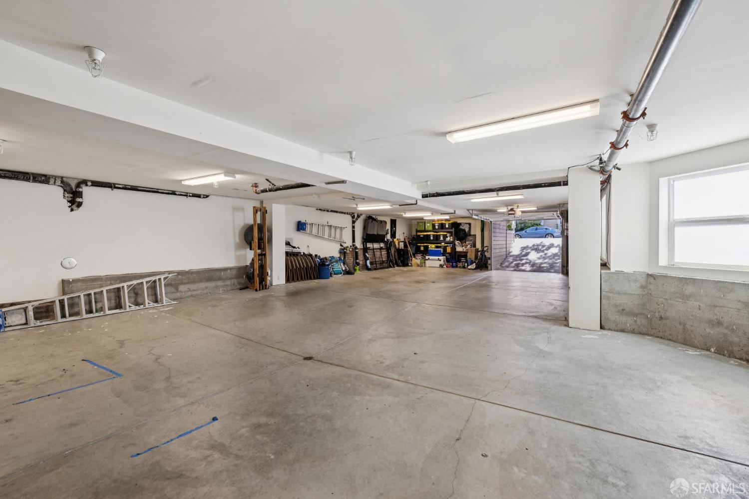 1506 Golden Gate Avenue