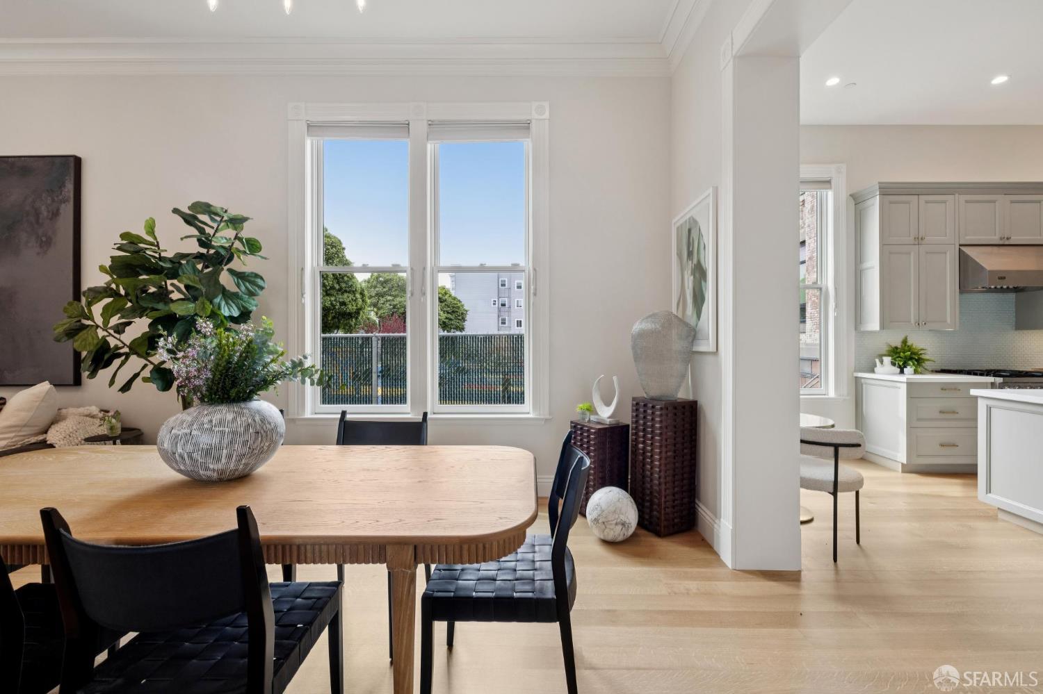 1506 Golden Gate Avenue