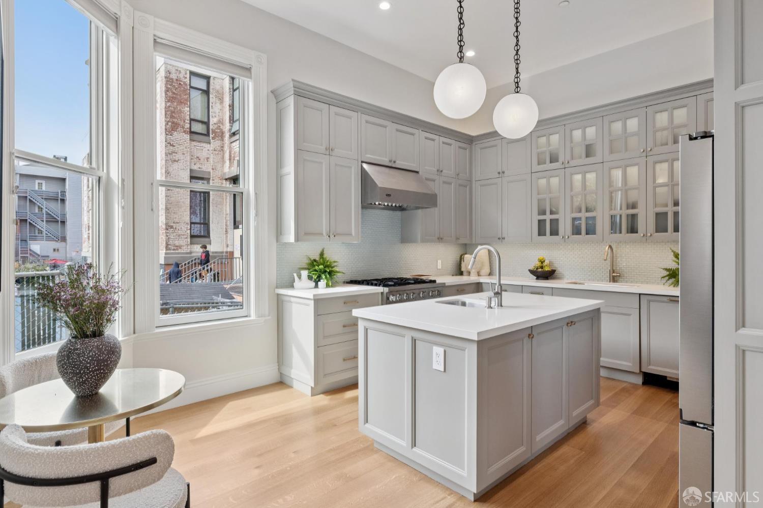 1506 Golden Gate Avenue