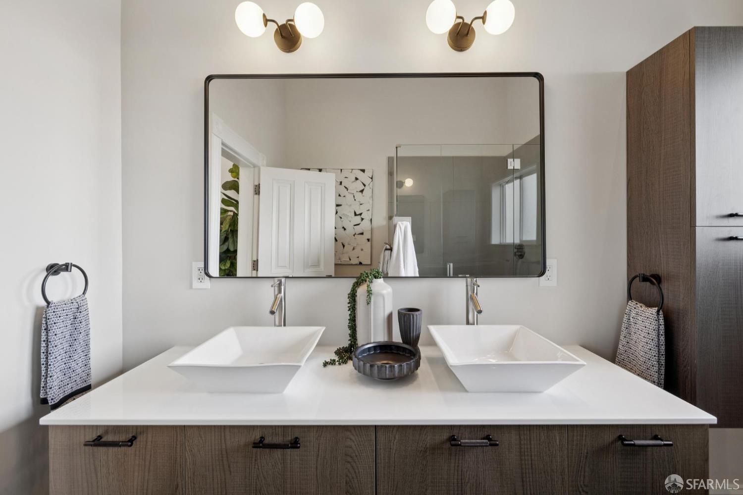 1506 Golden Gate Avenue