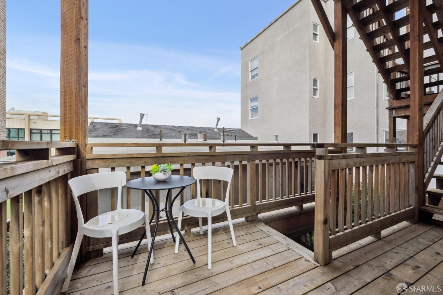 1506 Golden Gate Avenue