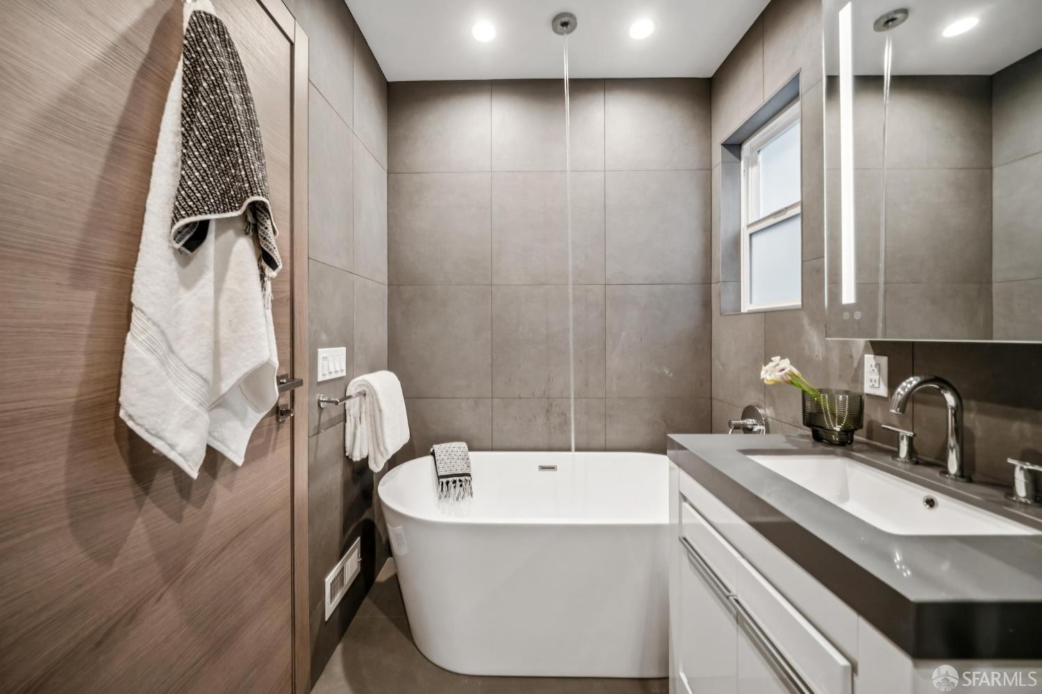 456 Kansas Street # 1