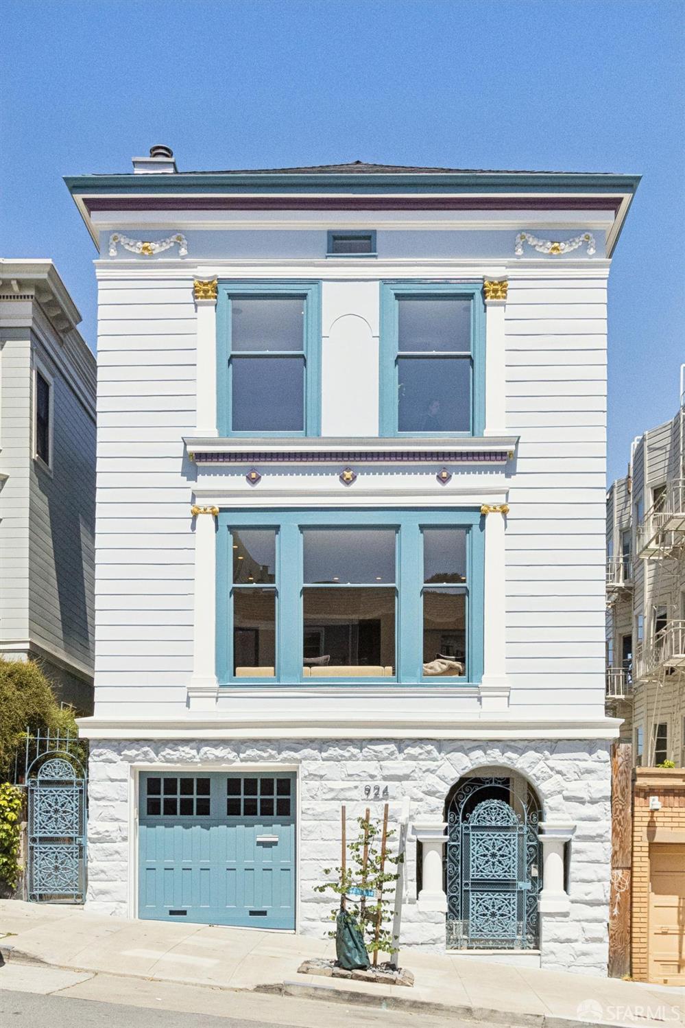 924 Grove Street