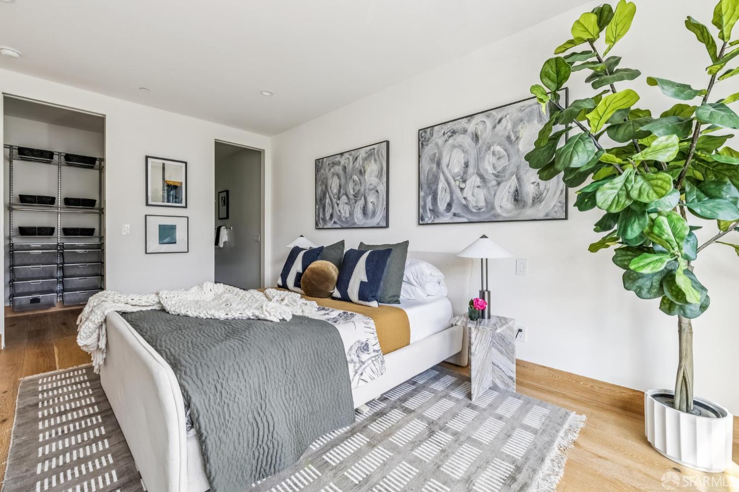 2160 Hayes Street # 2