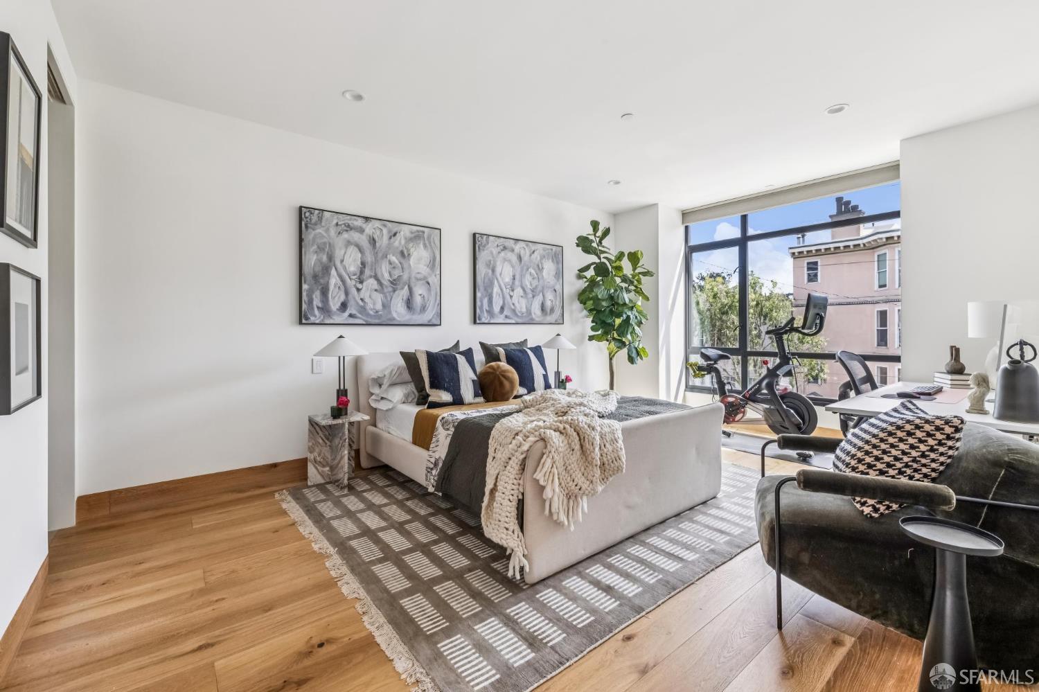 2160 Hayes Street # 2