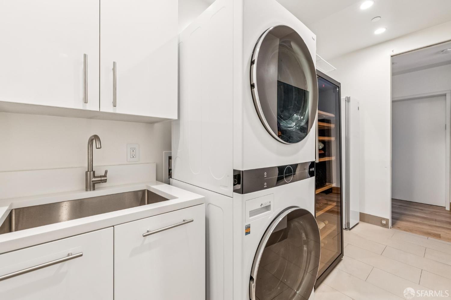 2160 Hayes Street # 2