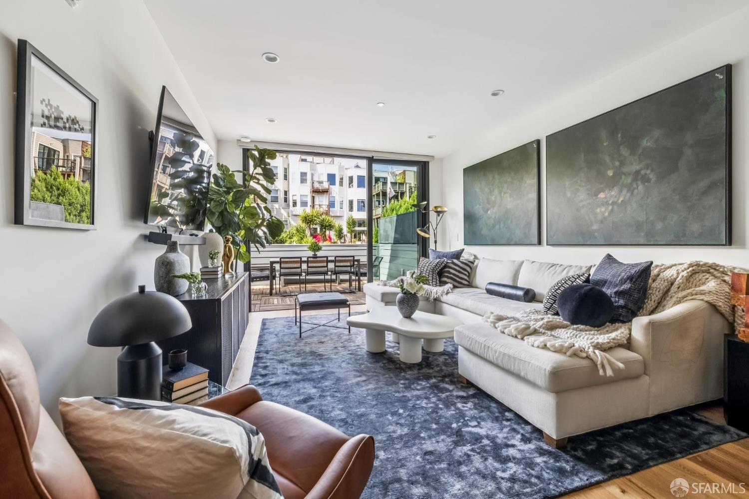 2160 Hayes Street # 2