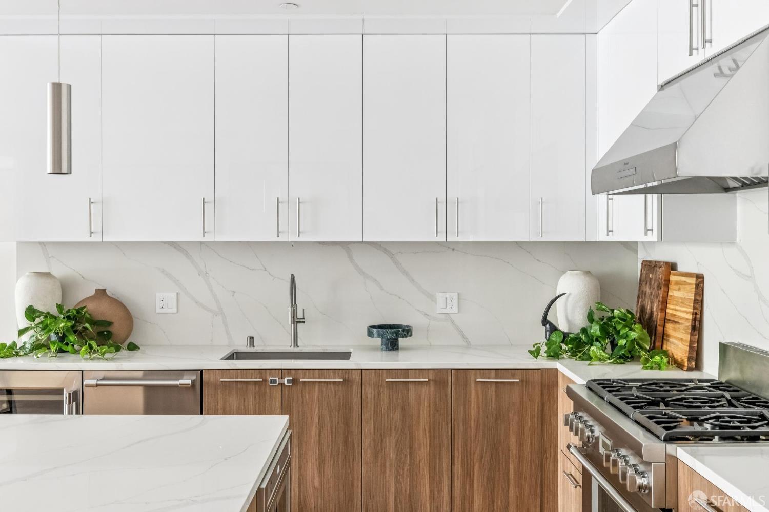 2160 Hayes Street # 2