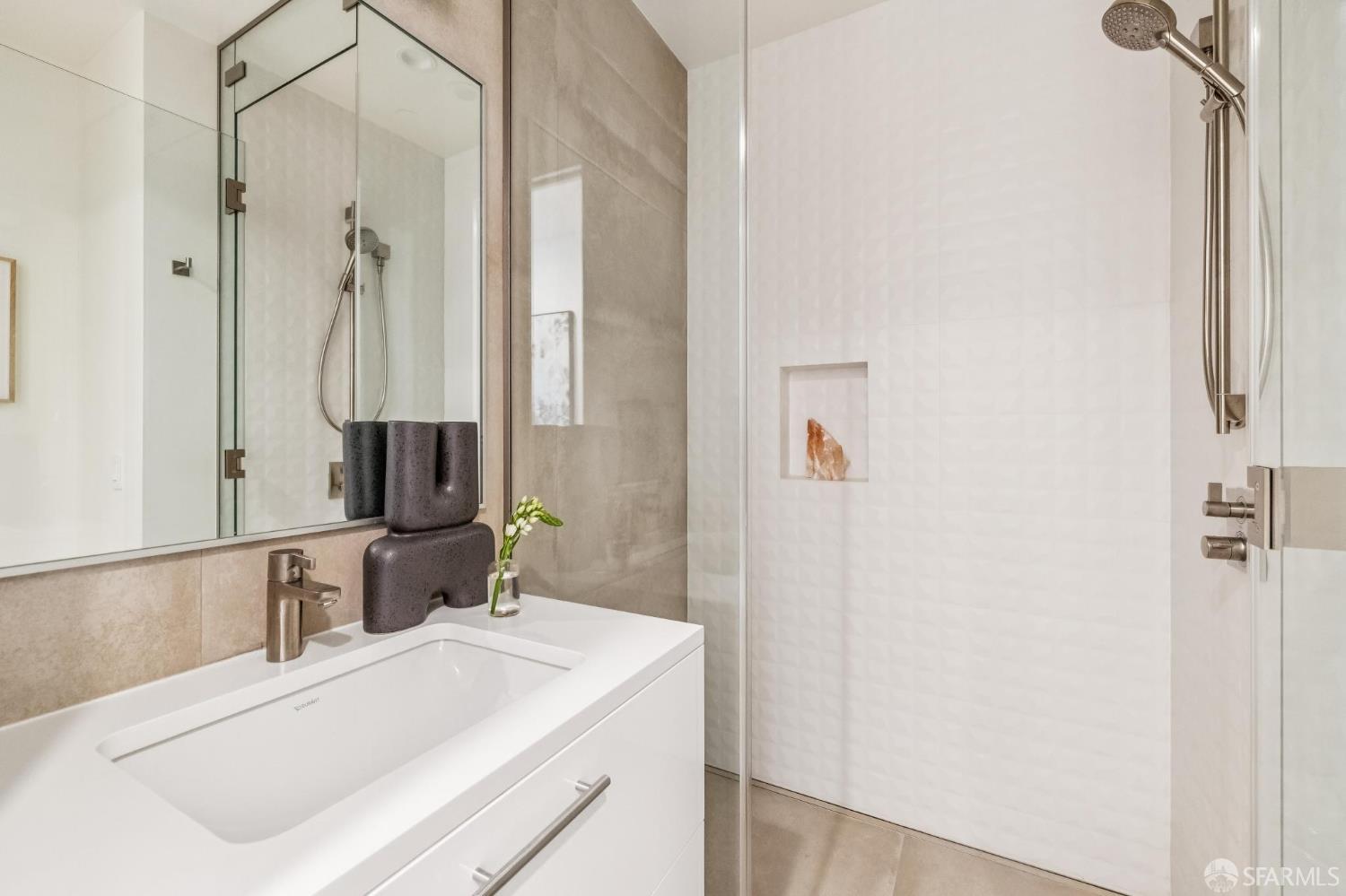 2160 Hayes Street # 2