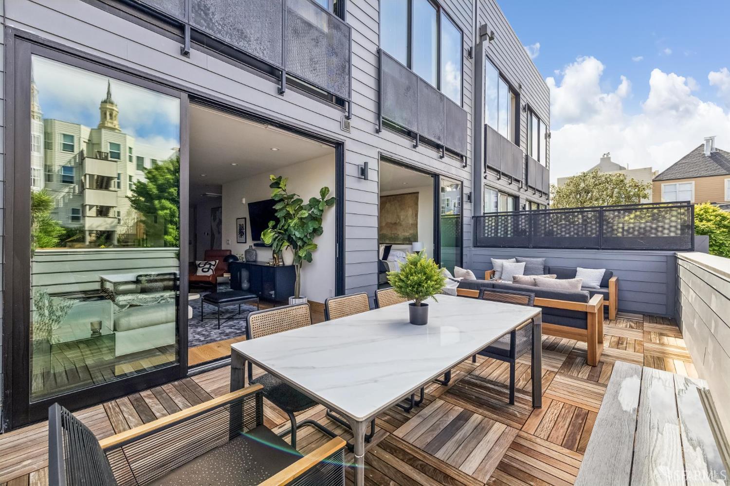 2160 Hayes Street # 2