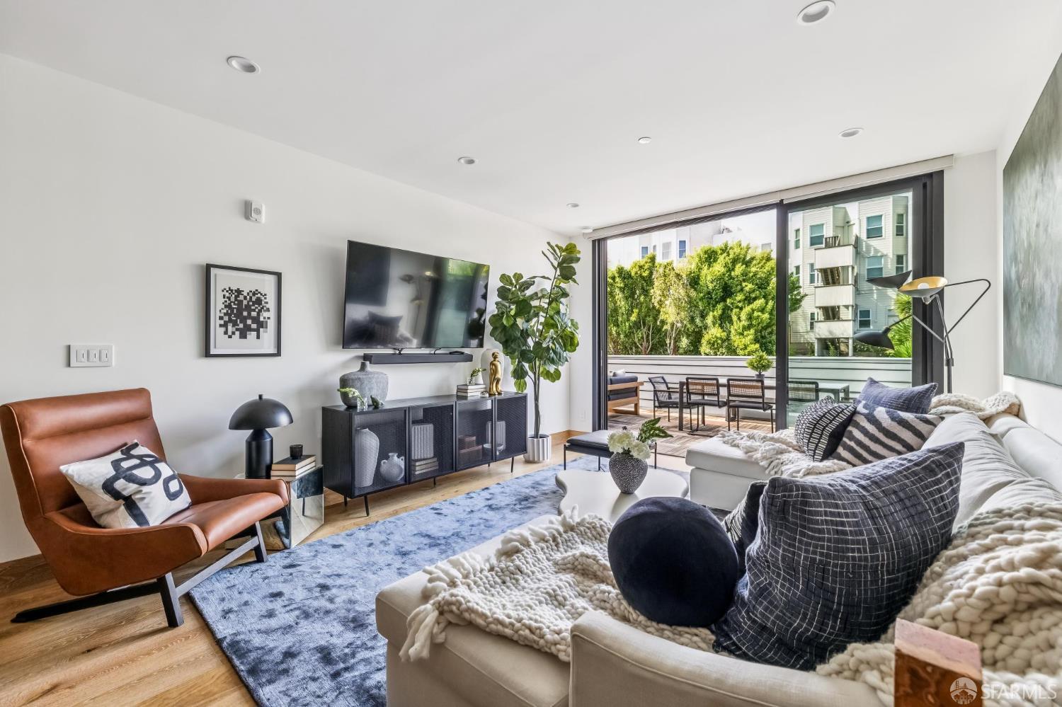 2160 Hayes Street # 2