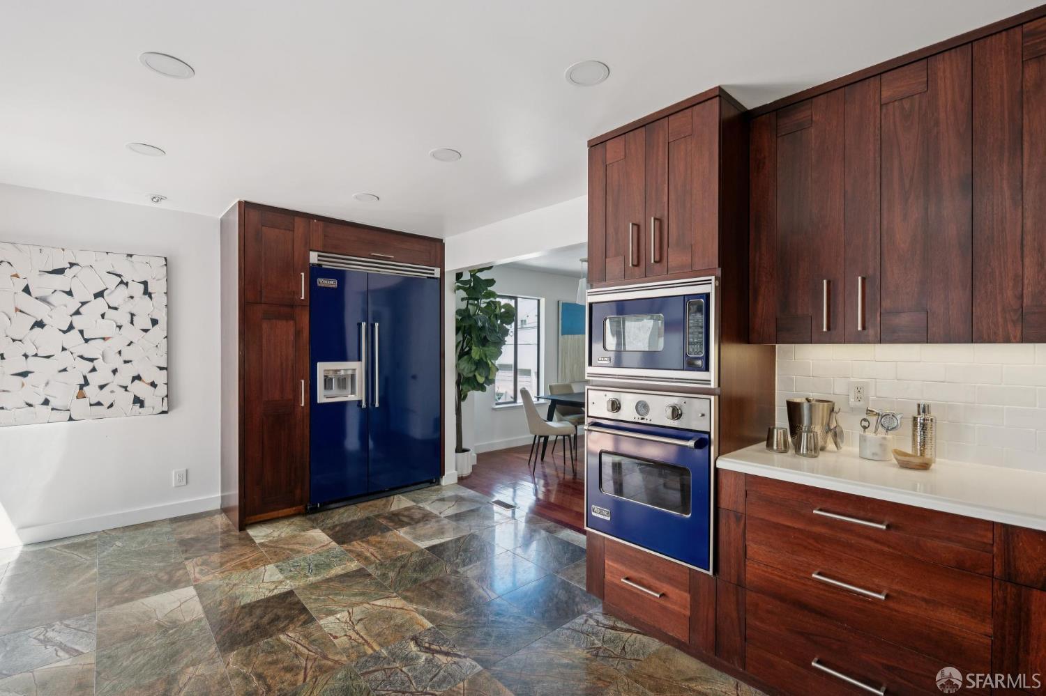 700 Grand View Avenue