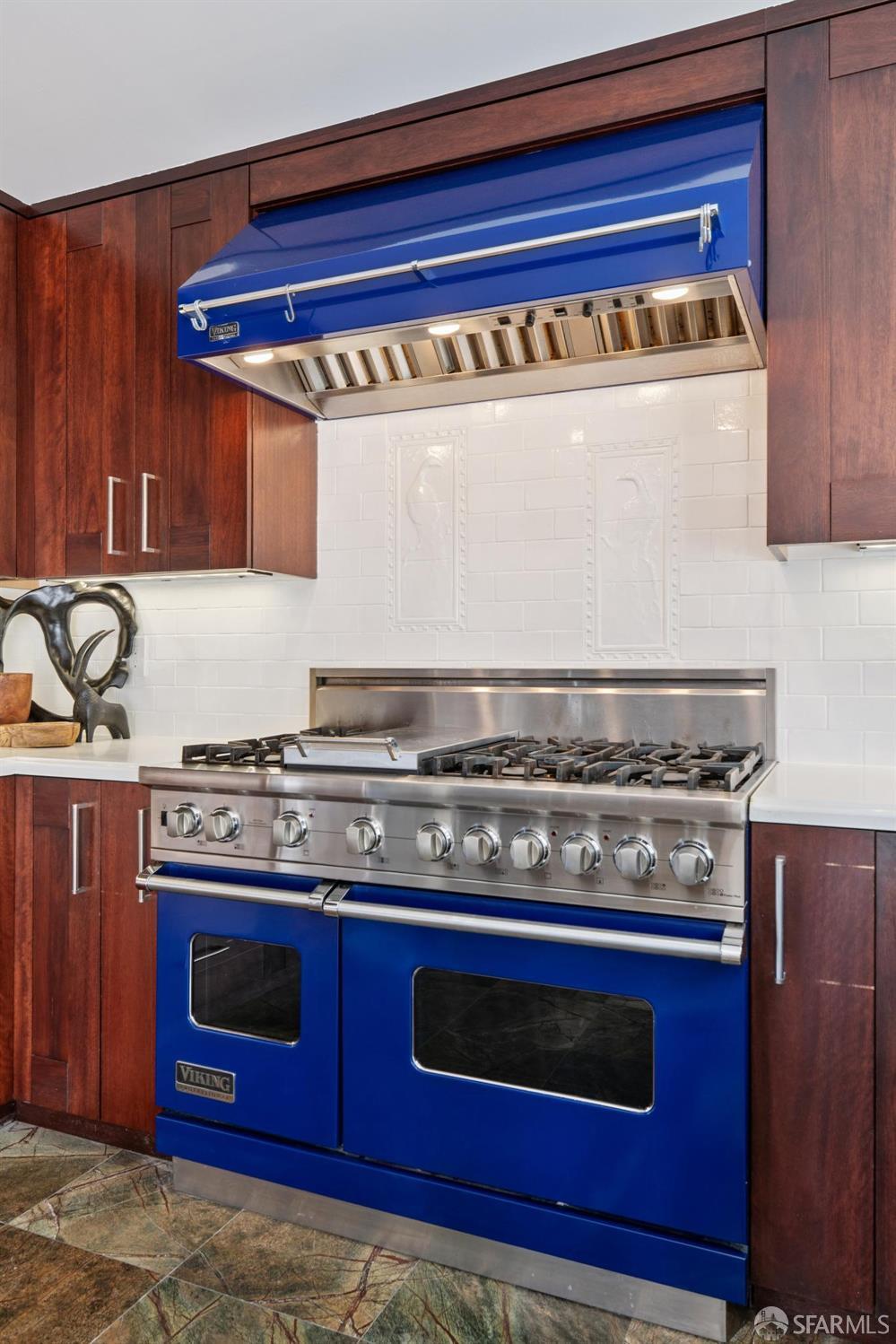 700 Grand View Avenue