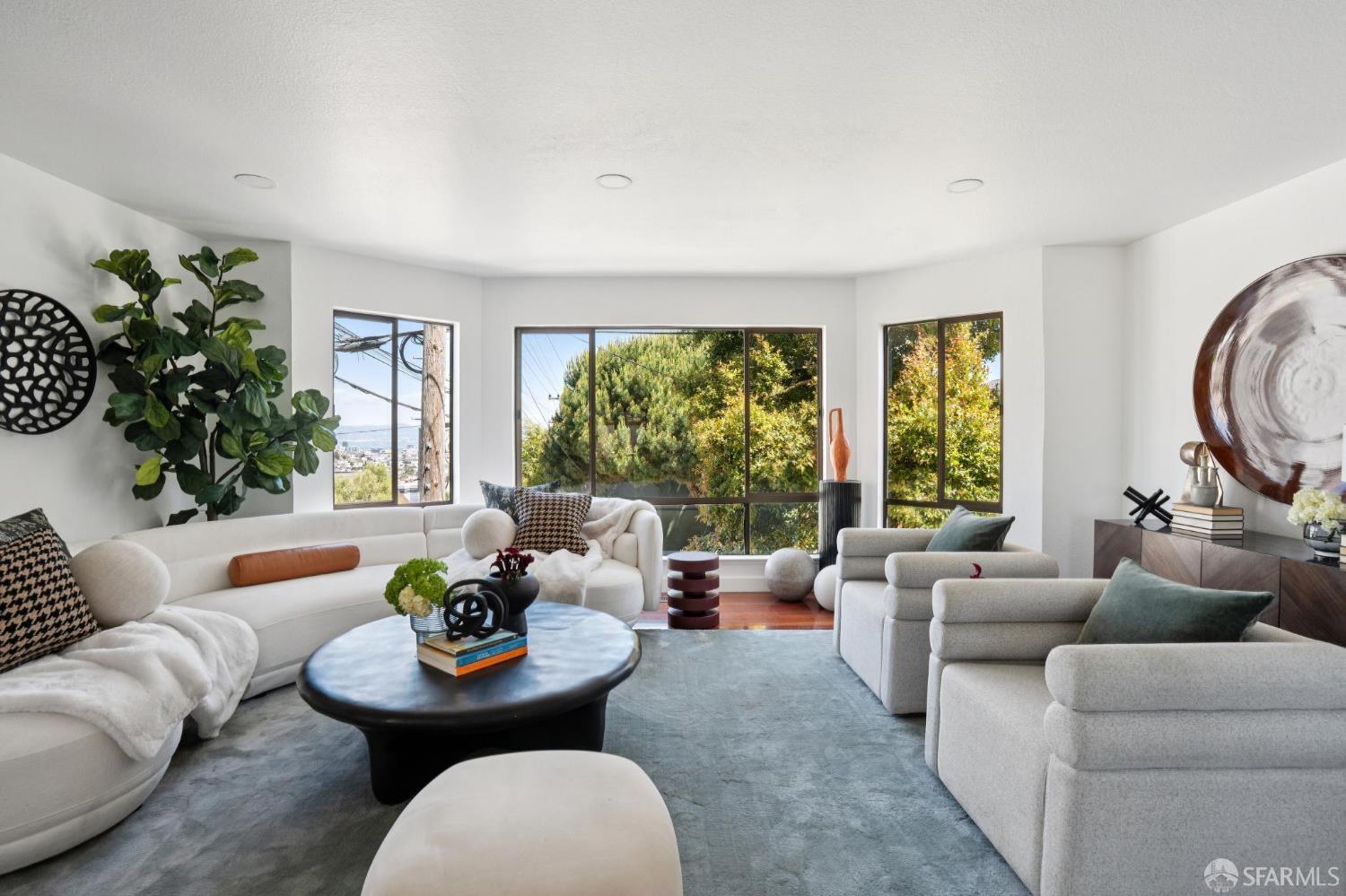 700 Grand View Avenue