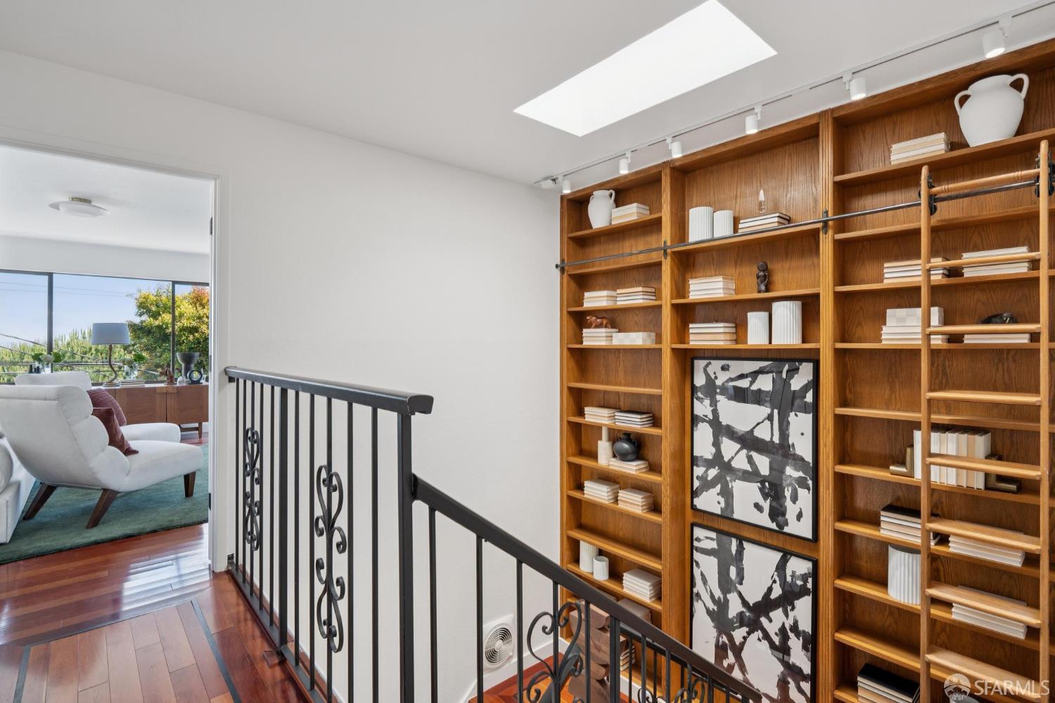 700 Grand View Avenue