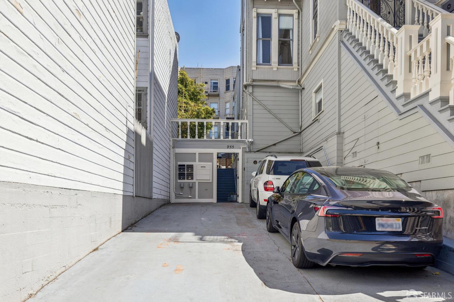 955 Grove Street # 3