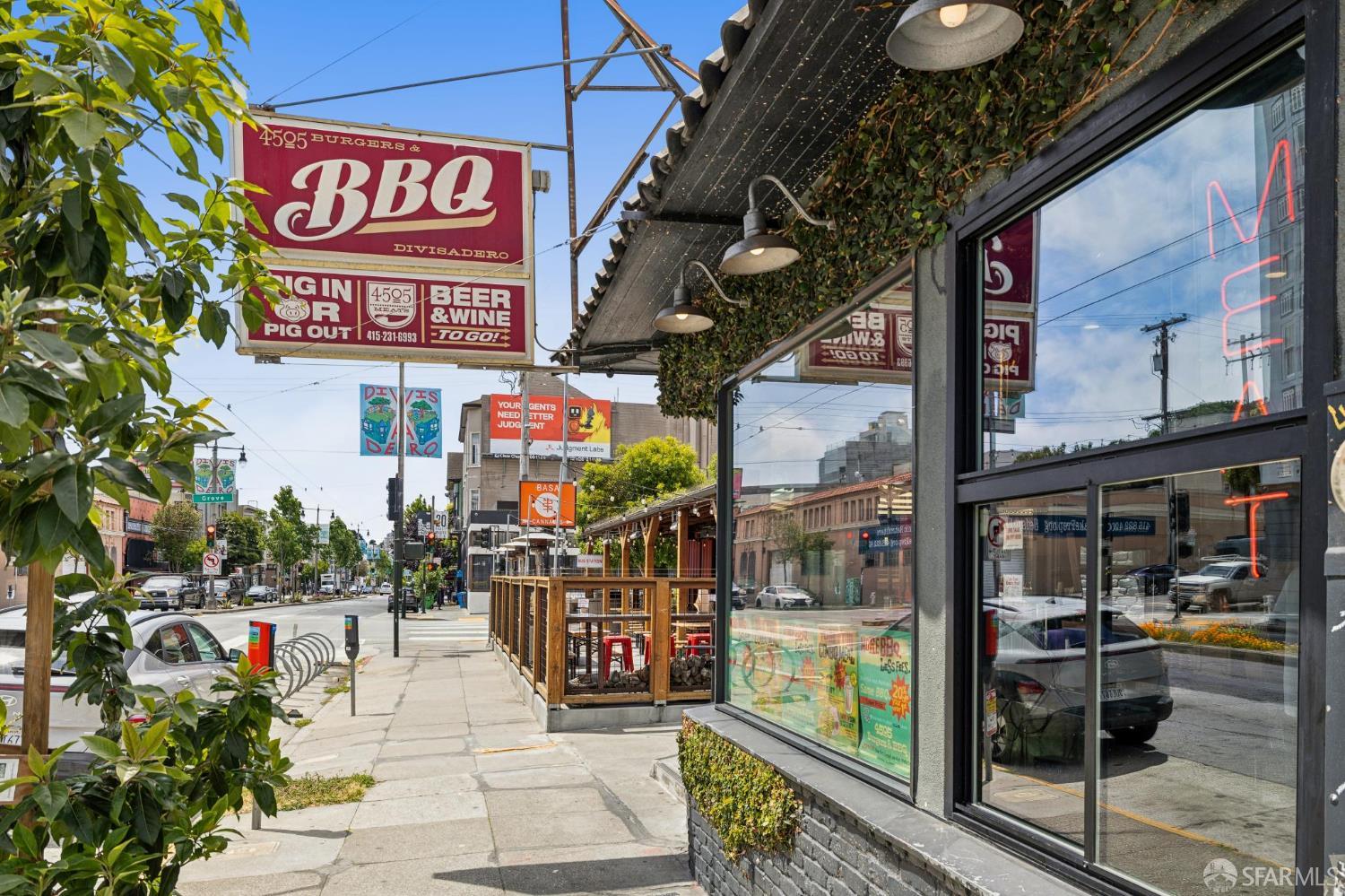 948-950 Divisadero Street