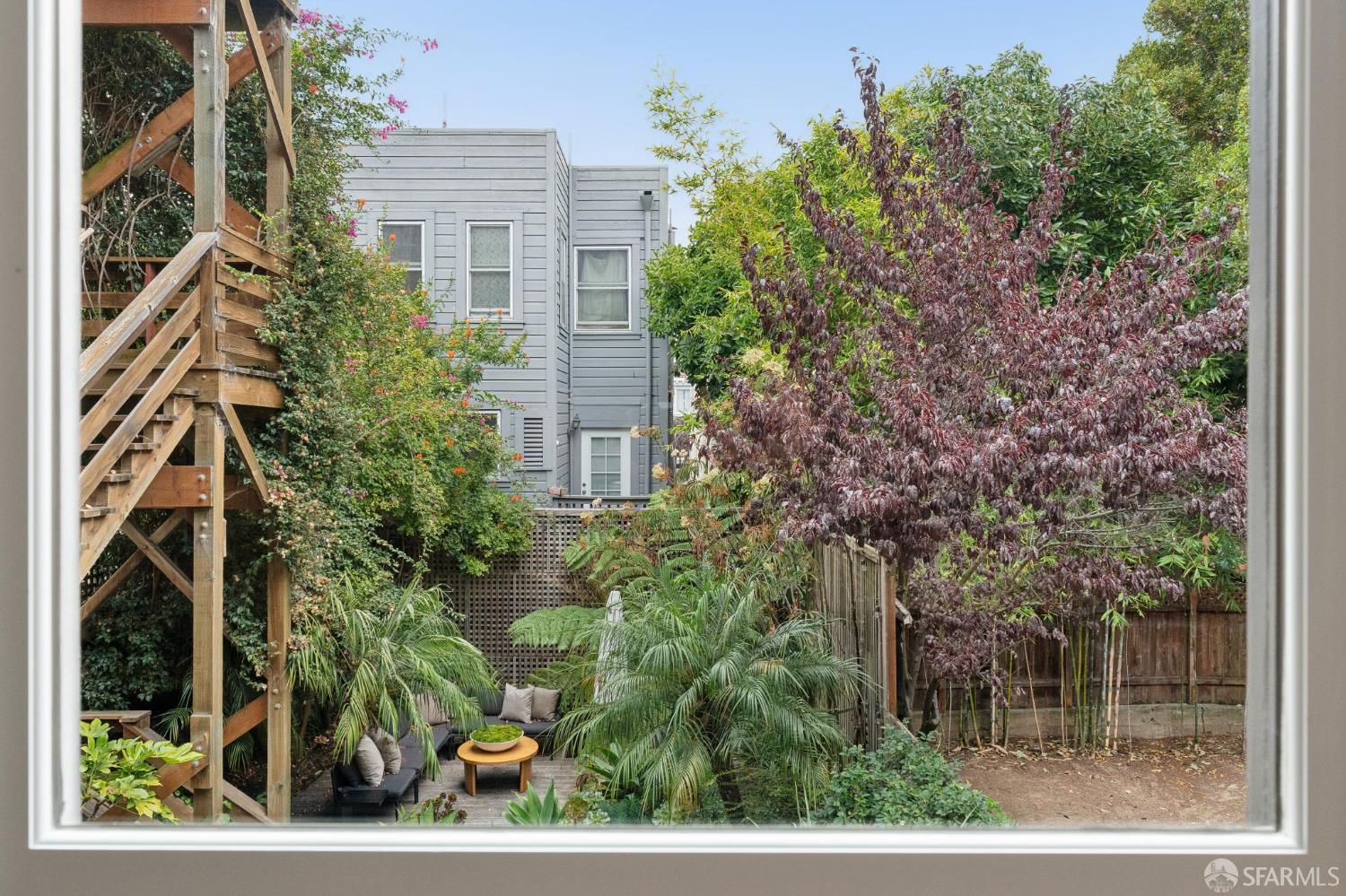 557 Dolores Street