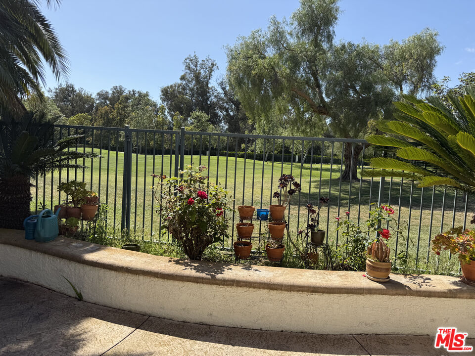 2837 La Plata Dr