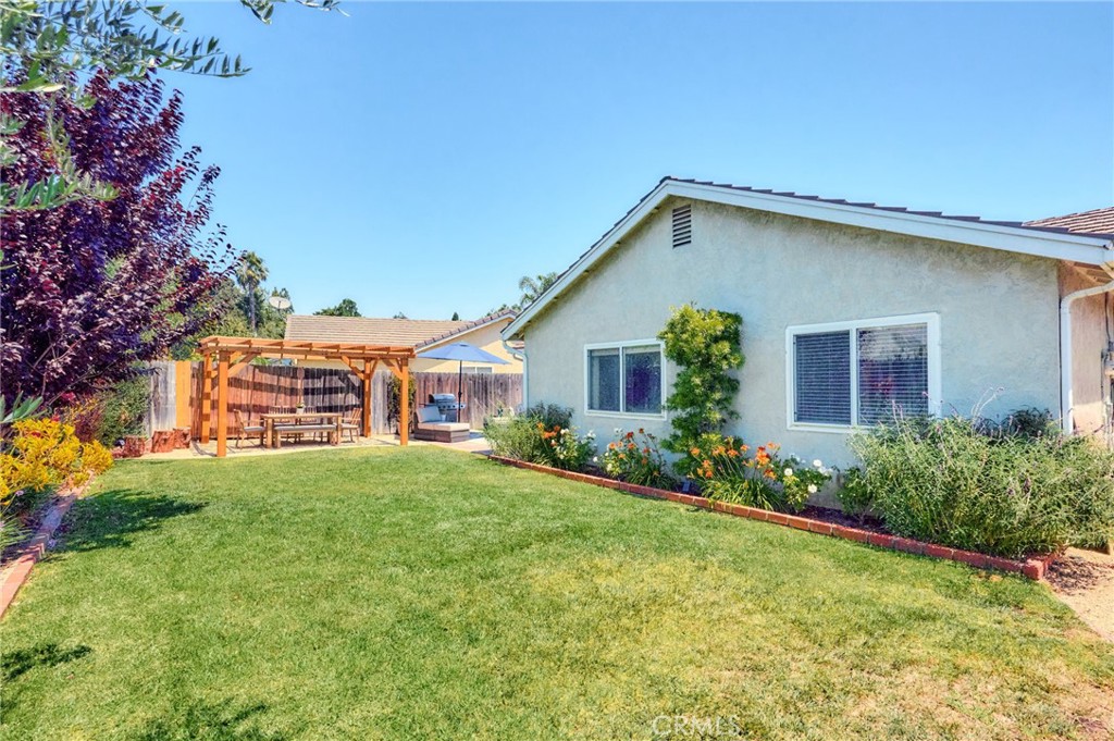 5310 Willow View Drive