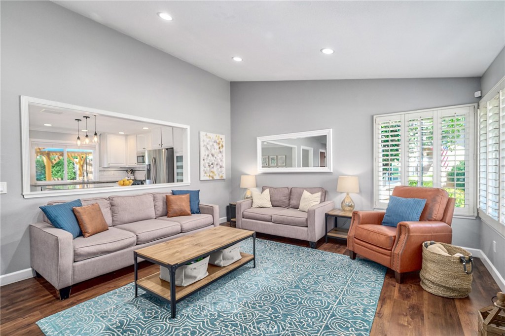 5310 Willow View Drive