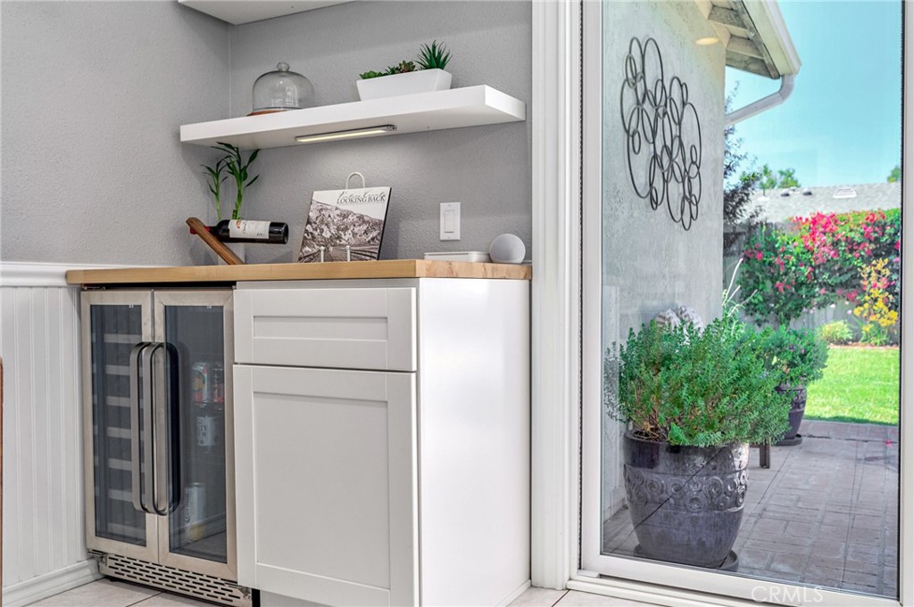 5310 Willow View Drive