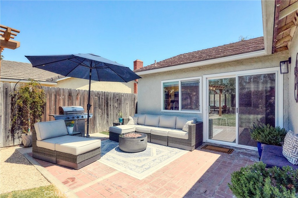 5310 Willow View Drive