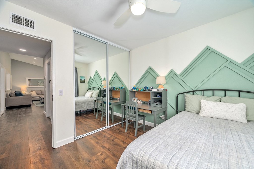 5310 Willow View Drive