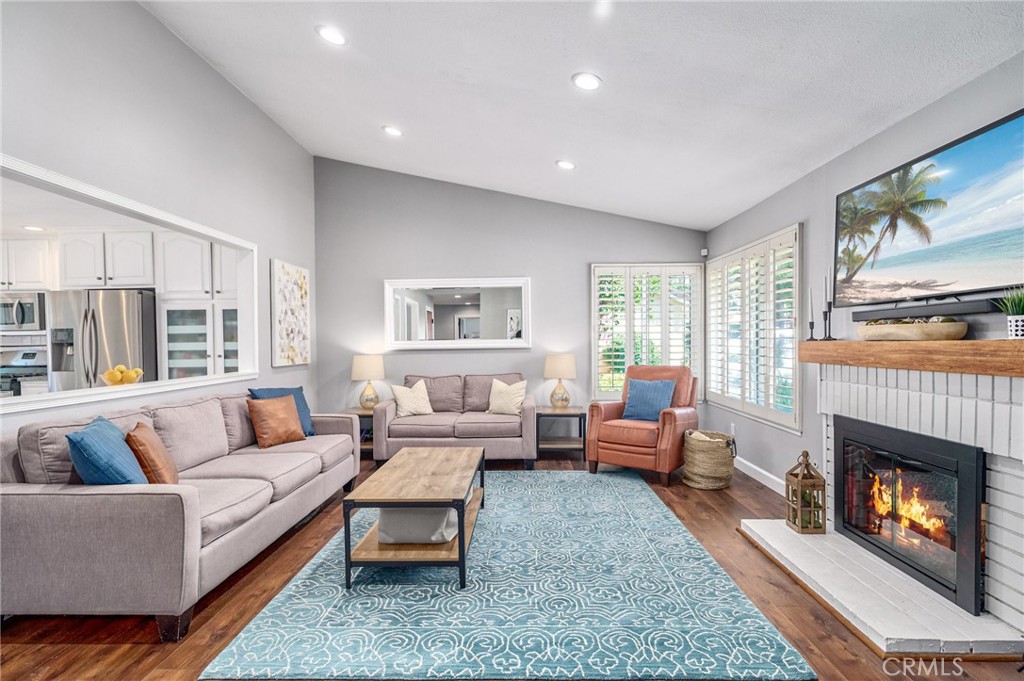 5310 Willow View Drive