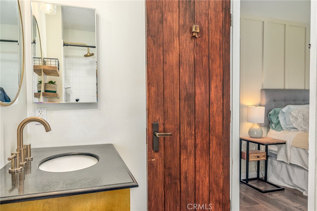 5310 Willow View Drive