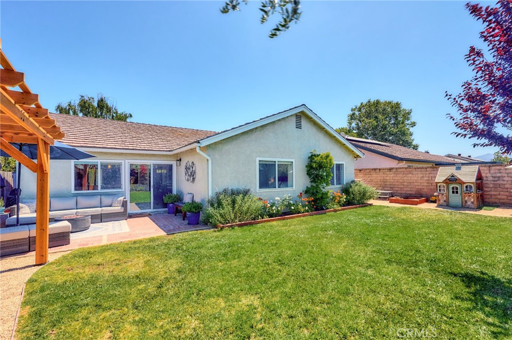 5310 Willow View Drive